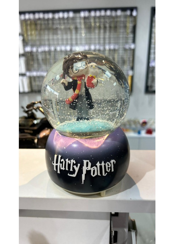 Harry Potter Temalı Işıklı Müzikli Kar Püskürtmeli  Büyük Boy Kar  Küresi
